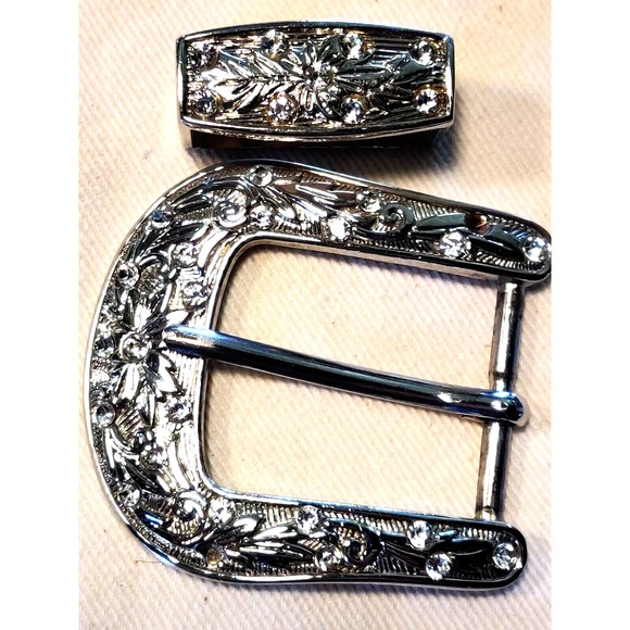 SILVER TONED DECORATIVE FLORAL FRAME STYLE WESTERN BELT BUCKLE CLEAR RHINESTONES - Picture 2 of 8